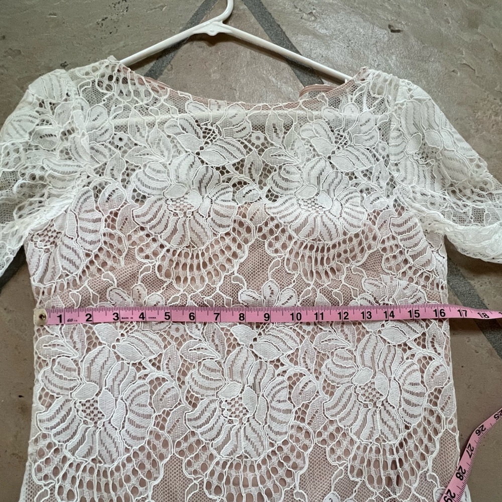 Vince Camuto size 4 white lace dress - Picture 4 of 8